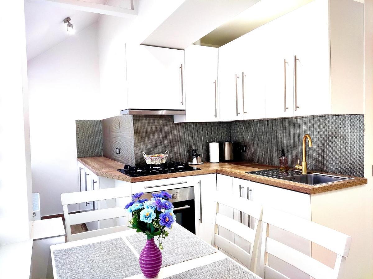Sun Apartment Center City Chişinǎu Buitenkant foto